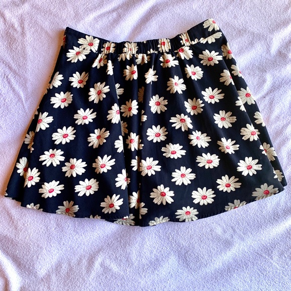 Blu Pepper Blue Floral Daisy Mini Skater Skirt - Picture 2 of 8